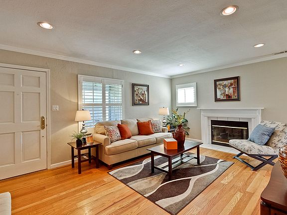 4th image of 2251 Boxwood Dr