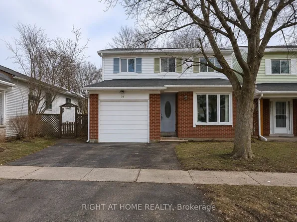 35 Snowshoe Cres, Markham, ON L3T 4M7