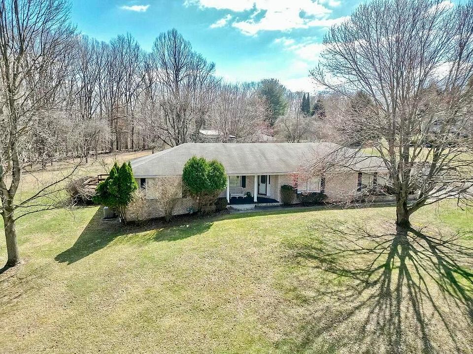 1st image of 10624 Jacobs Dr
