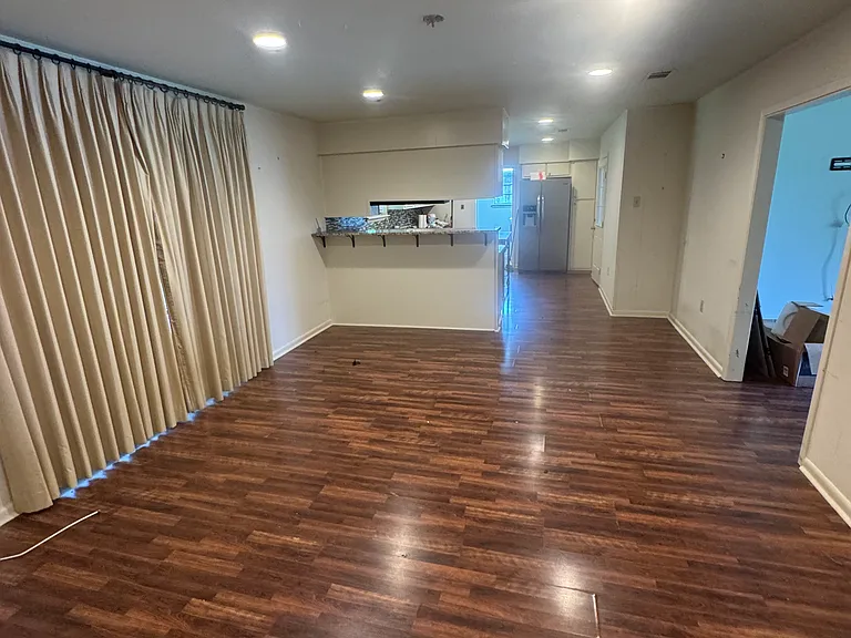 695 Maxine Dr — Photo 5