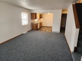 10419 W Kiehnau Ave, Milwaukee, WI 53224