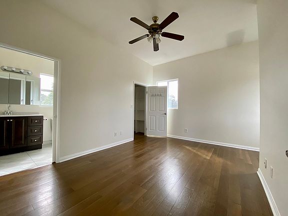 3rd image of 2826 Butler Ave #1