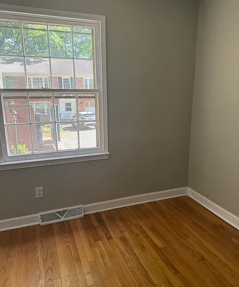 2404 Barracks Ct #1 — Photo 11