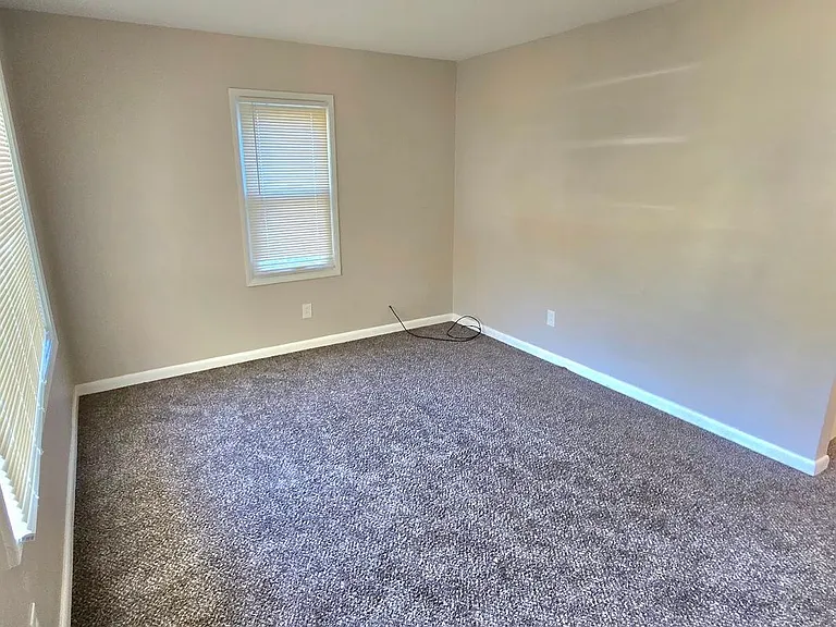 20274 Kingsville St — Photo 7