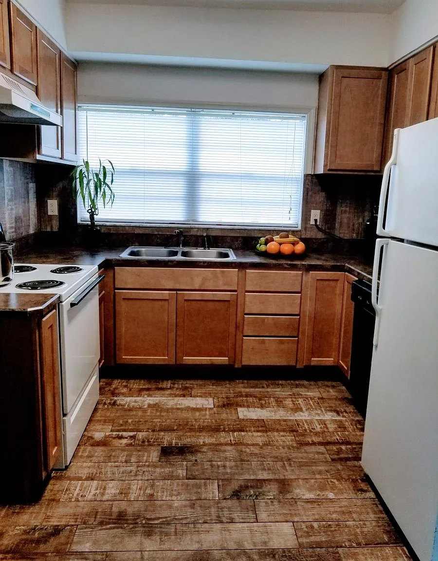3 bed, 1310 sqft, $2,495 — Photo 4