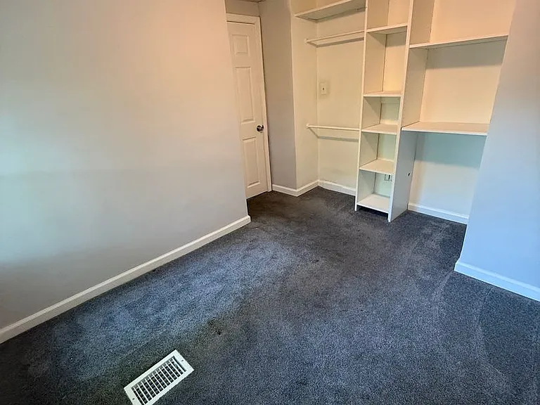 15611 Glander Ave — Photo 12
