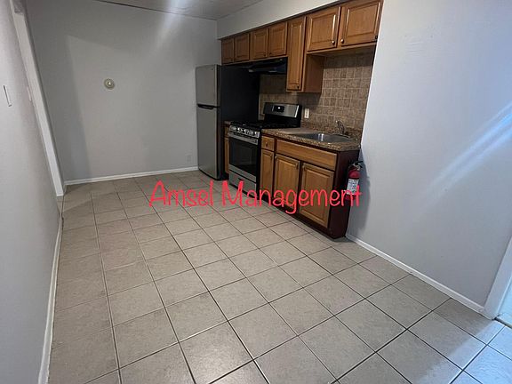 2nd image of 125 6th Ave APT 8