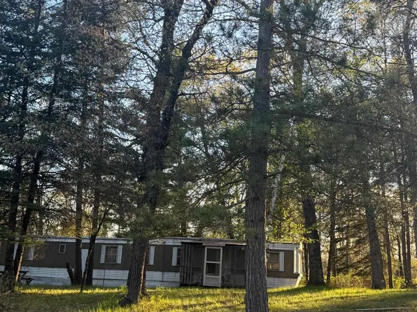 N9245 Huigen Ln, Crivitz, WI 54114