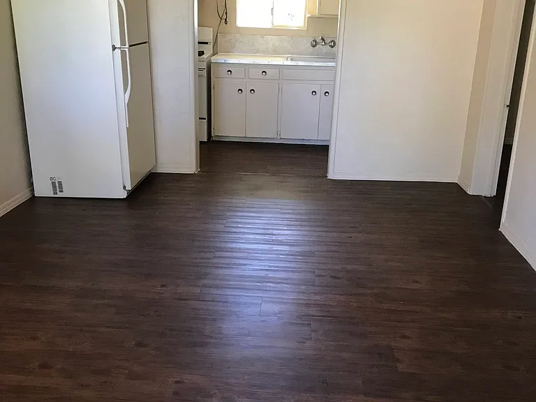 5385 W Mission Ave — Photo 4
