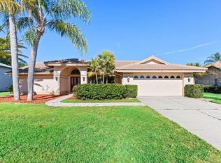 607 Waterford Cir E, Tarpon Springs, FL 34688