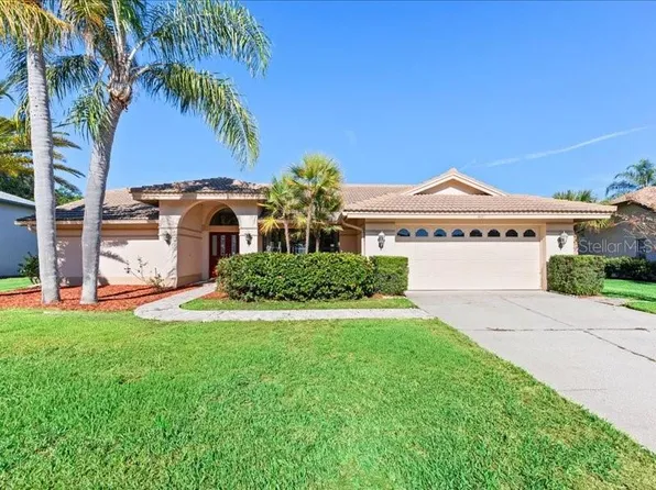 607 Waterford Cir E, Tarpon Springs, FL 34688