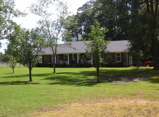 3735 Us Highway 17 N, Ernul, NC 28527