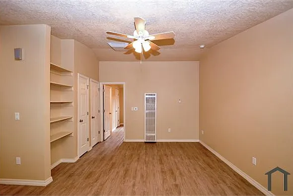 1335 Ortiz Dr SE — Photo 6