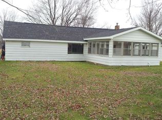 9621 48th Ave, Allendale, MI 49401
