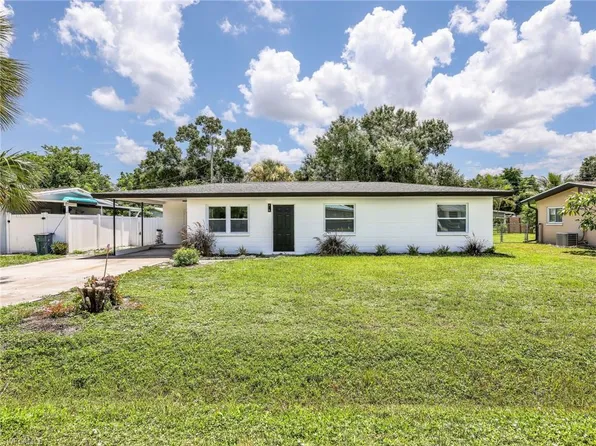 1196 Pine Lake DR, CAPE CORAL, FL 33909