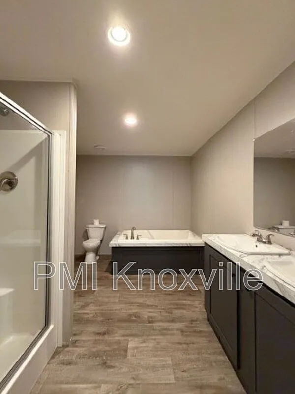 3 bed, 2.0 bath, 1344 sqft, $1,650 — Photo 3