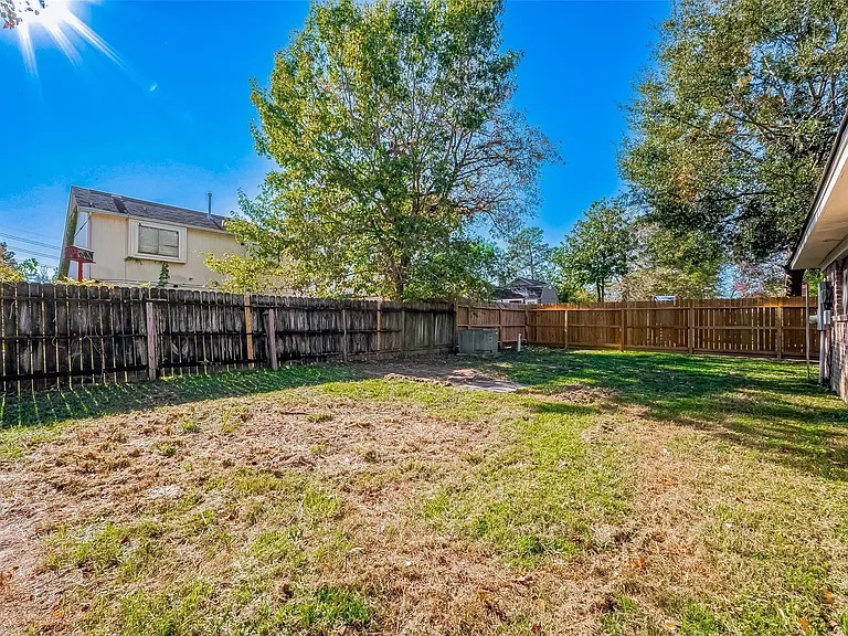 4907 Fox Hollow Blvd — Photo 12