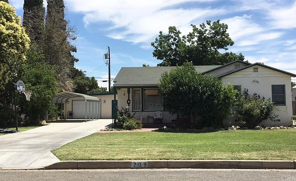 209 Riverside Ave #A