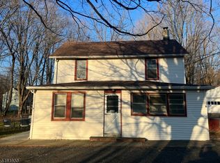 100 Ridge Rd #2, Oak Ridge, NJ 07438