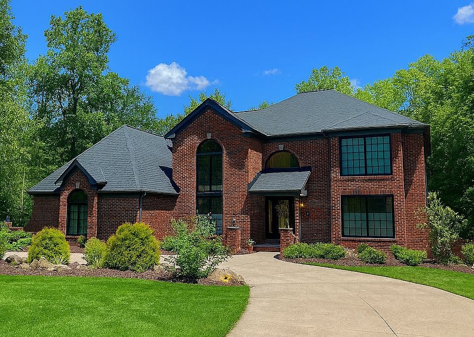 1st image of 2919 Woodhaven Dr