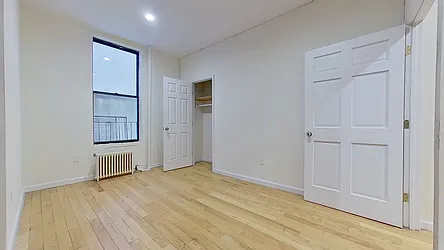 Rented by TOUR LLC