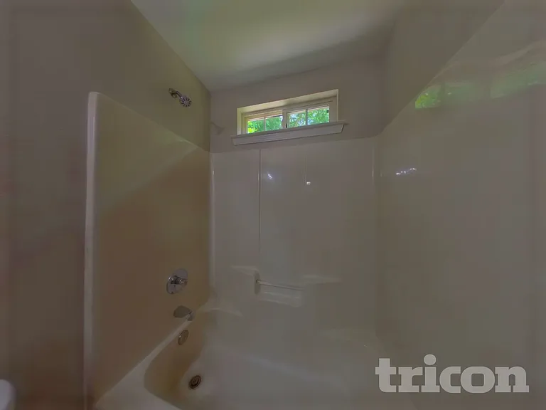 3033 Salmon River Dr — Photo 13