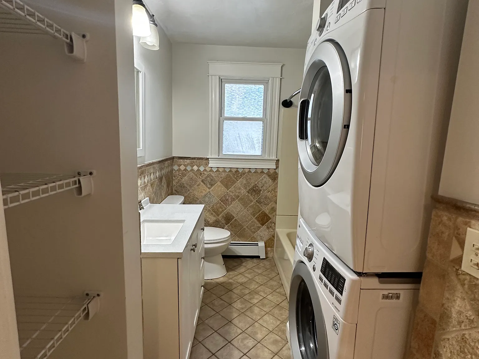 120 Lovell St — Photo 3