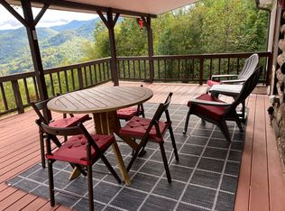 614 Waterfall Dr, Franklin, NC 28734