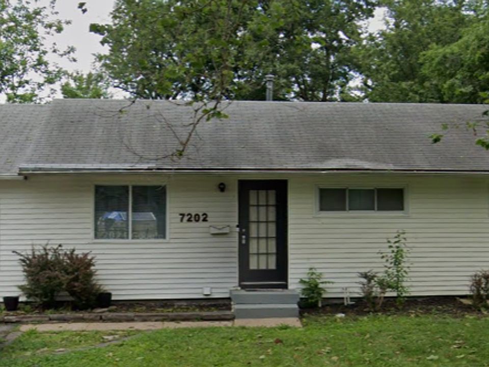1st image of 7202 E 107th Ter