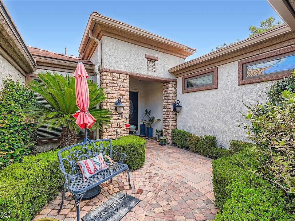 2544 Forest City Dr, Henderson, NV 89052 | Zillow