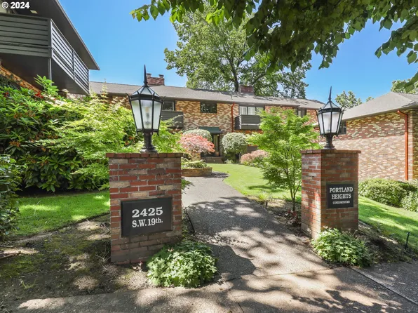 2425 SW 19th Ave Unit 5, Portland, OR 97201