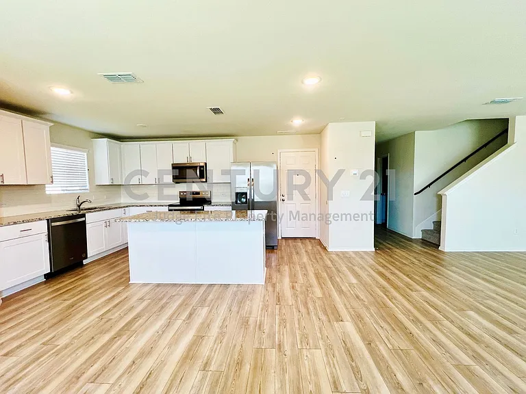 4649 Greyberry Dr — Photo 2