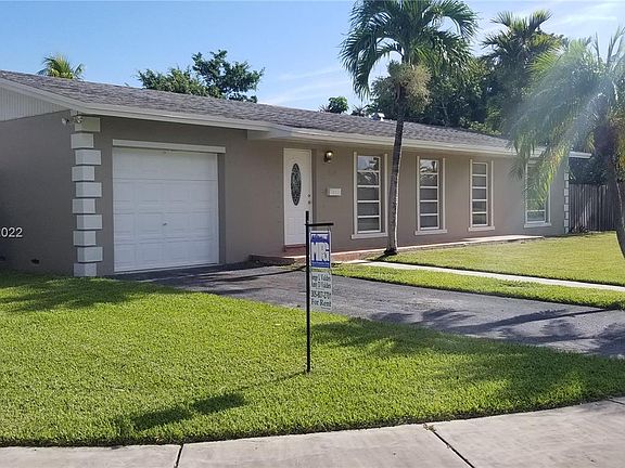 3rd image of 9249 SW 183rd Ter