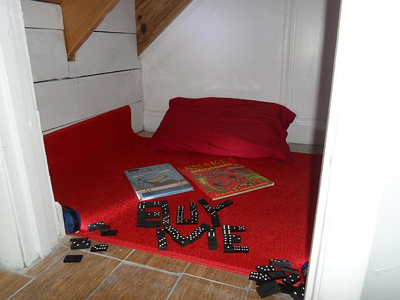 2nd image of 418 Glenn Rd