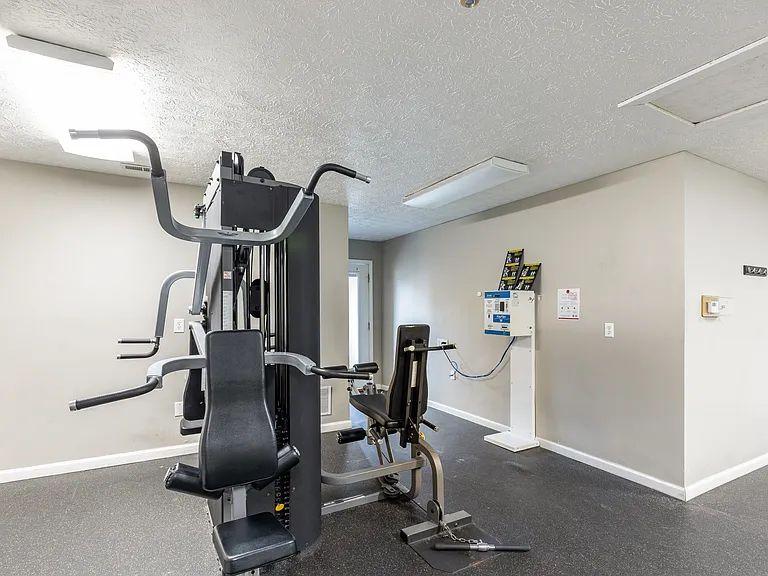 Emerson Village Apartments — Photo 30