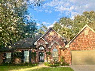 699 Goldflower Ln, Mandeville, LA 70448
