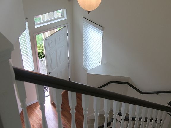 Overlook foyer from upstairs loft