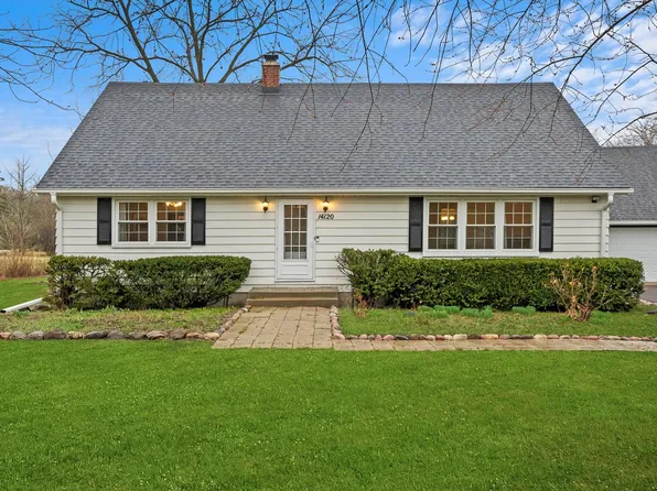 14120 W Oak Knoll Rd, Wadsworth, IL 60083
