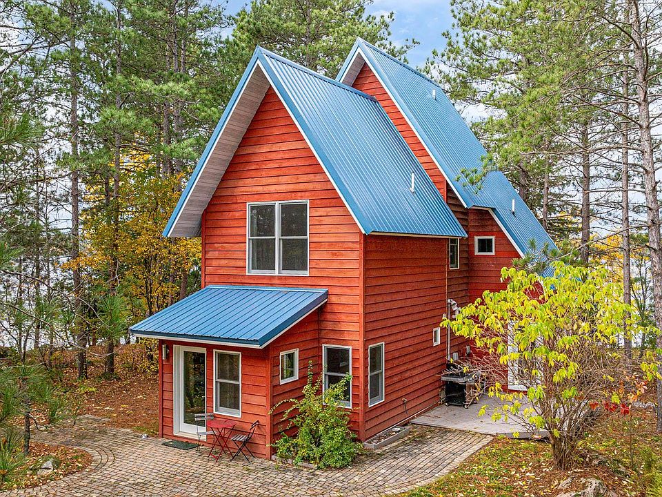 1st image of 1621 N Pioneer Rd