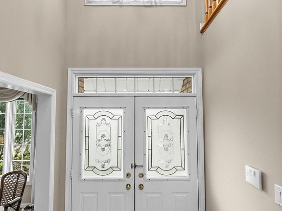 5th image of 17 Lady Lynn Cres