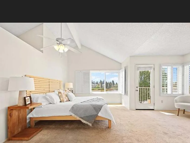 740 Edgewater Dr — Photo 20