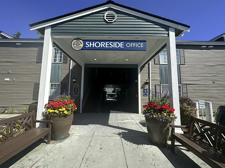 Shoreside Village Apartments — Photo 22