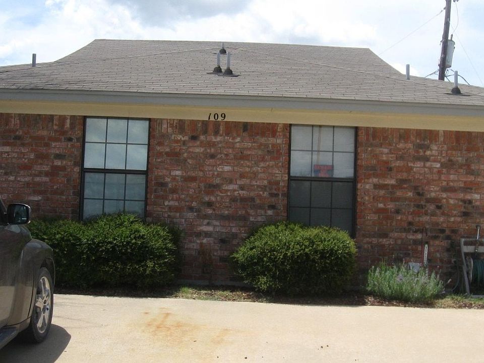 1st image of 109 Northern Dove Ln #B