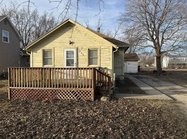 209 E Veterans Rd, Laurens, IA 50554