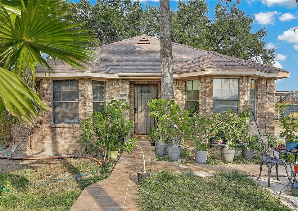 1st image of 8005 Estrella St