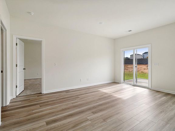 4th image of 1050 Curlew Cir