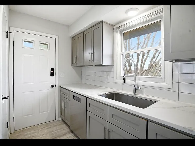 4628 Johnson St NE #2 — Photo 3