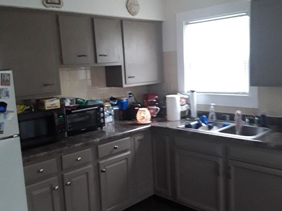 3rd image of 3415 Vannest Ave