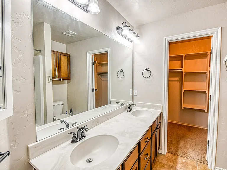 329 Tecumseh Meadows Dr — Photo 22