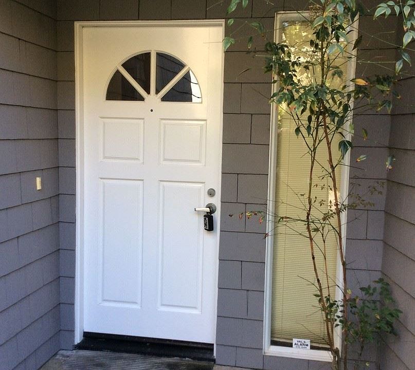 2nd image of 1308 Via Tornasol